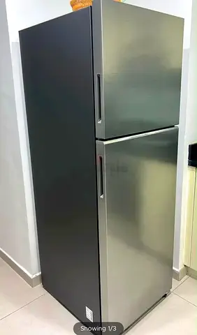Good Condition Samsung Top Freezer Refrigerator - 2 Doors, Stainless Steel