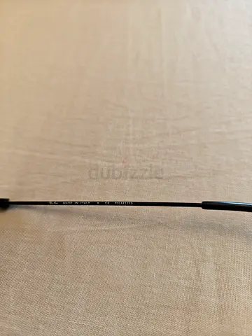 Rayban sunglasses barely used perfect condition without scratches