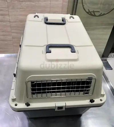 Sturdy Plastic Air Travel Pet Carrier with Metal Door - Medium/Large Size IATA Approved