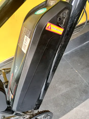 Electric bike removable battery (36V) - good working condition