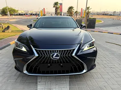 2022 Lexus ES 300h | GCC Specs | Hybrid Luxury Sedan