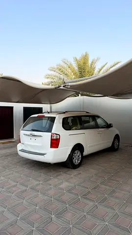 Kia Carnival 2013 EX | GCC Specs | Family Van