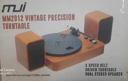 MJI MM2012 Vintage Precision 3-Speed Belt Drive Turntable with Speakers full new and unopened.