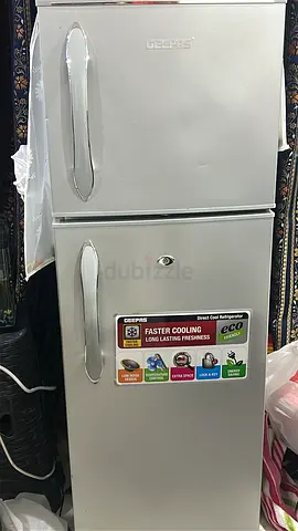 180 L GEEPAS Refrigerator