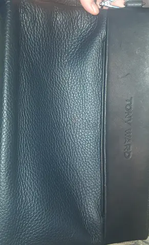 *PRICE DROP* Authentic Tony Ward Premium Leather Clutch Bag / Pouch.