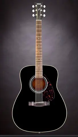 Yamaha F370 Black Dreadnought Acoustic Guitar - Good Condition