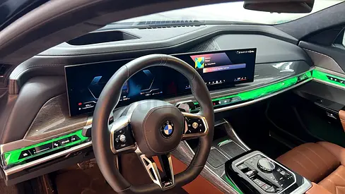 2025 BMW 735i M Sport Package Individual | 2,500 KM | Full Options | AGMC Warranty Until 2030