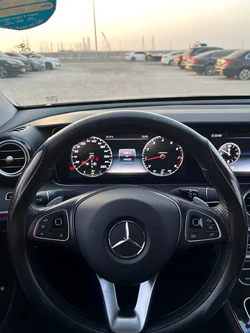 صورة مصغرة 16 لـ 2017 Mercedes-BENZ E-CLASS
