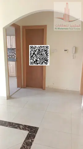 شقه غرفه وصاله تكيف مركزي الصناعيه بنايه العلوي3
