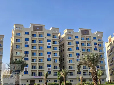 فرصة تملك شقة غرفتين وصالة للبيع باقل مقدم وسعر في السوق مناسبة للسكن او الاستثمار في قرية الاميرة | الياسمين | عجمان