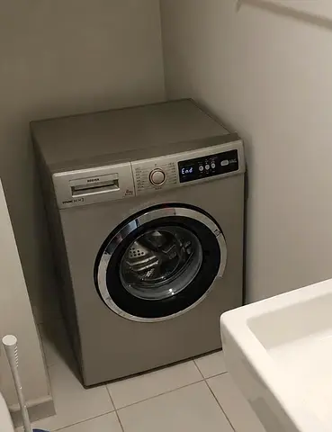 8kg Front Load Washing Machine - Good Working Condition