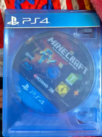 Minecraft PS4 disc in Case-used workable condition only 2 to 5 scratches- negotiable