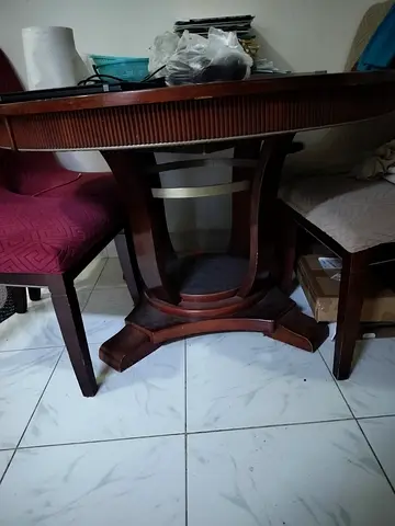 Solid Wood Round Dining Table Extendable with 4 chairs - Dark Brown, Good Condition