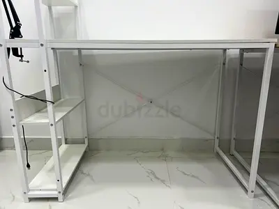 ✨MOVING OUT SALE✨Table+gaming chair+desk lamp+whiteboard/ طاولة + كرسي جيمنج + اضاءة طاولة + صبورة