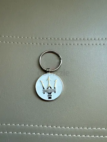 Maserati Trident Metal Keychain - Silver/White