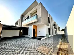 Modern Design Specious 5BR Levish Villa Ready to Move