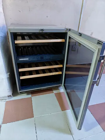 Liebherr Built-in Wine Cooler Refrigerator - 2-Zone, Glass Door