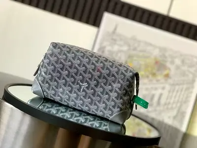 Goyard Saint Louis Patterned Travel Toiletry Pouch - Grey