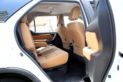 2021 Toyota FORTUNER 照片 10