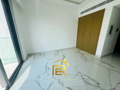 SPACIOUS STUDIO | HUGE LAYOUT | READY TO MOVE!!!!!