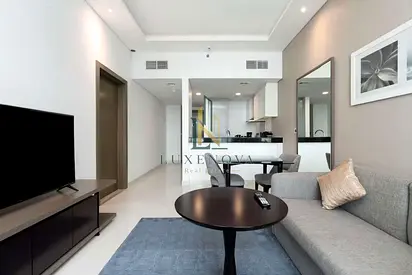 High floor | Canal and Pool view | Exclusive
