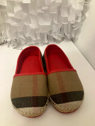 Burberry Casual slip-on espadrilles, beige check pattern, size unknown