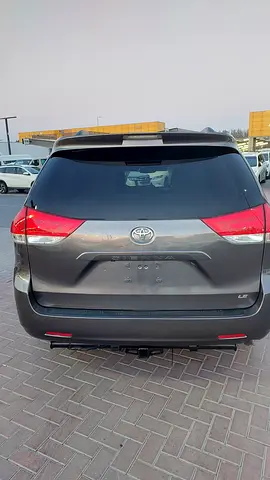 صورة 7 لـ 2011 Toyota SIENNA