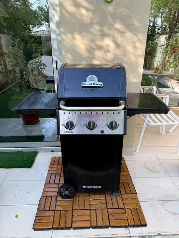 Broil King 3 burner gas bbq