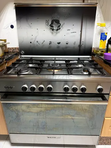 5-Burner Gas Cooker with Oven