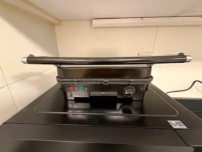 Electric sandwich press / panini grill - used, working