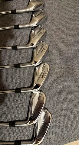 TaylorMade Qi35 Driver, Qi35 Woods  T350 Iron set