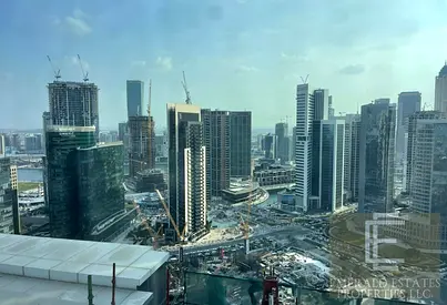 SPACIOUS 2 BR + MAID | VACANT | HIGH FLOOR
