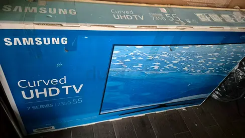Samsung 55 Curved UHD TV (7 Series) in original box