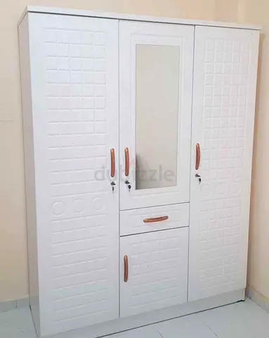 White 3-Door Wardrobe with Mirror and Drawers - Good Condition