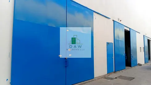 1,100 SQFT BRAND NEW WAREHOUSES FOR RENT IN SAJAA