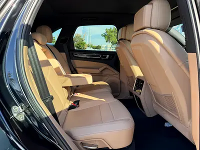 2021 Porsche CAYENNE 照片 10
