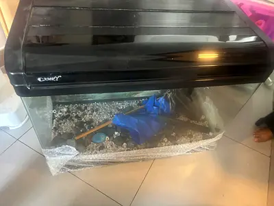 Big Aquarium Camry - 150 dhs only