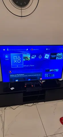 PS4 1 TB with 2 Controllers , VR Camera
