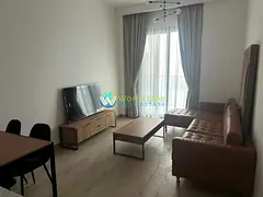 Pool View | 1BR+Study | Modern Layout