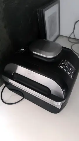 Ninja indoor electric grill - good working condition