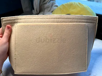 Beige felt handbag organizer insert / purse divider (fits medium bags)