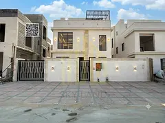 Special offer,No service charges,swimming pool,Freehold,Direct from owner,Included Registration free