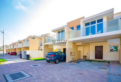 Luxury Fully Furnished 3BR Townhouse | Smart Home | Prime Location