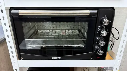 Geepas countertop oven - used, good working condition