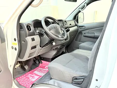 صورة 10 لـ 2016 Nissan URVAN