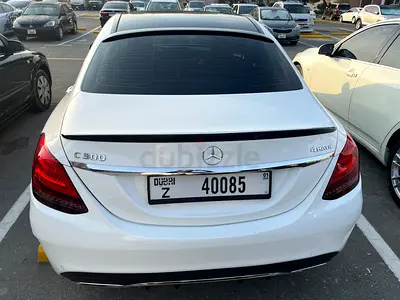 Mercedes-Benz C-Class C300 4MATIC 2021 | Canadian Specs | Excellent Condition