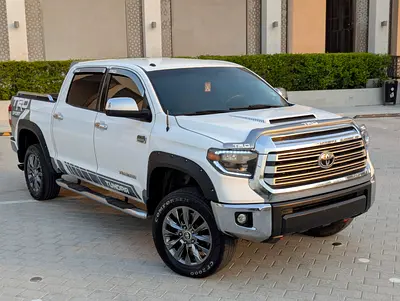 Toyota Tundra 4Wd Truck Sr5 2014 White 5.7L V8 Excellent Condition