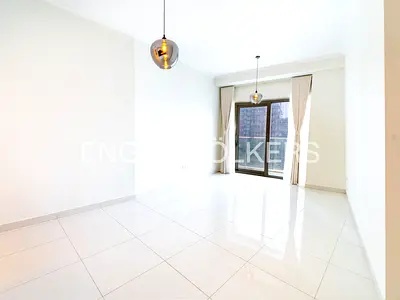 High floor | Unfurnished | Marina Bay View