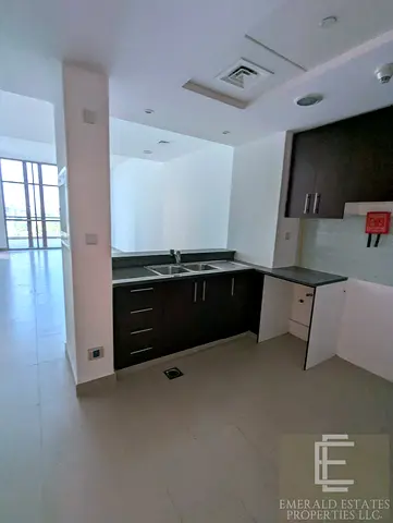 MASSIVE TERRACE | SPACIOUS LAYOUT | NEGOTIABLE
