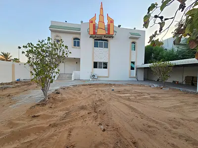 4 Bed rook 2 Hall 1 Majlis wardrobe Maids room big gardan 100k big villa.